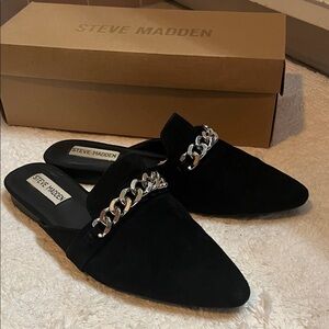 Steve Madden Black Mules with Metallic Chain